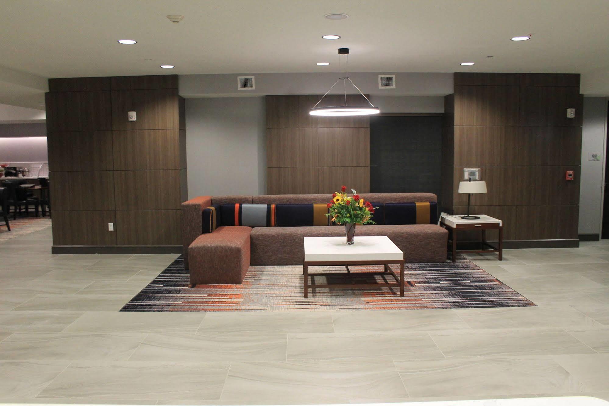 Wingate By Wyndham San Angelo Hotel Exterior photo