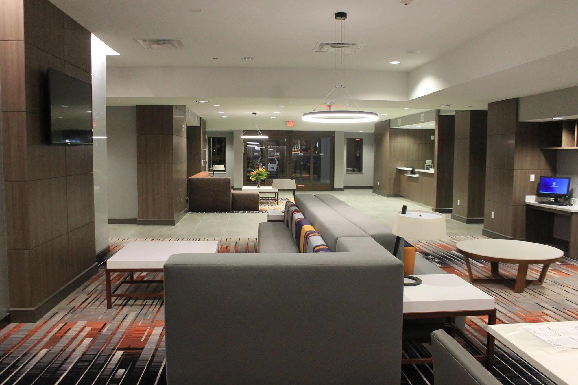 Wingate By Wyndham San Angelo Hotel Exterior photo