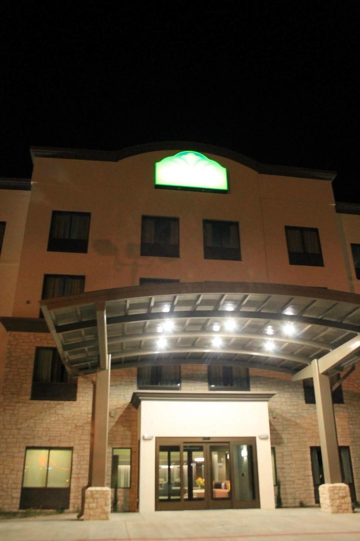 Wingate By Wyndham San Angelo Hotel Exterior photo