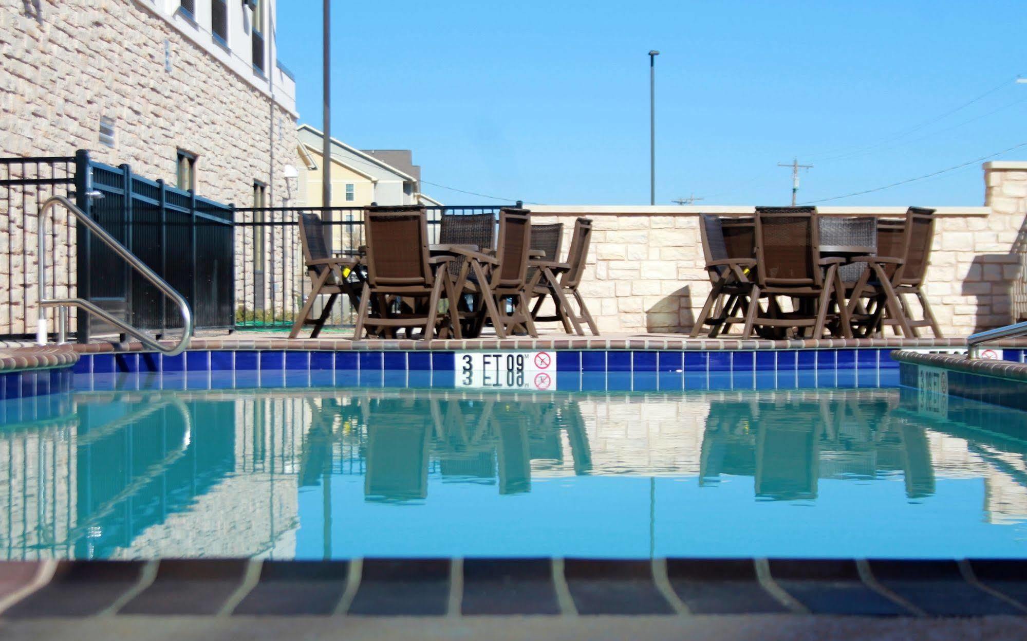 Wingate By Wyndham San Angelo Hotel Exterior photo